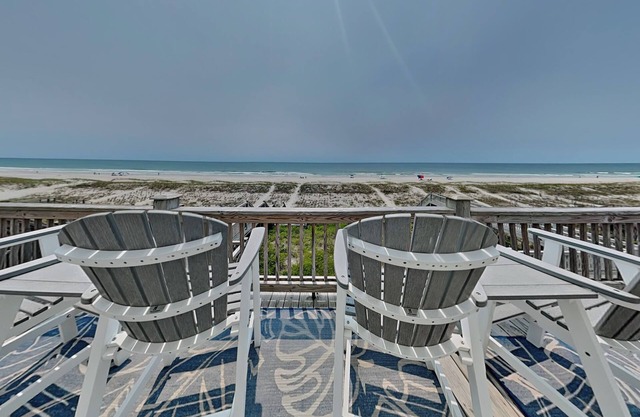 Twin Palms | Ocean Views, Tropical Paradise!