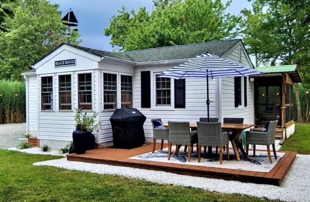 Twinkle Twinkle Little Tarr-Beautiful, Well Appointed Cottage in Great Location