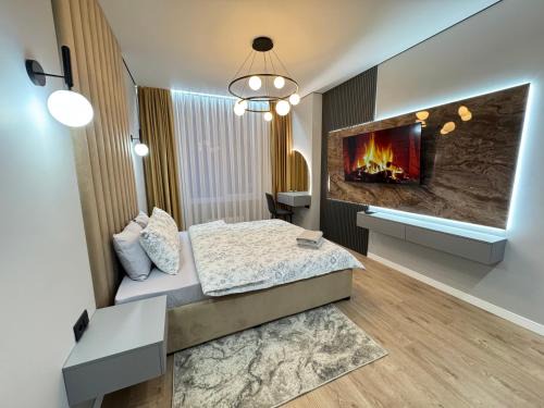 Two Bedroom Apartment In the Center, with Parking, address Avram Iancu 32