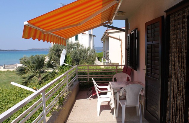 Two bedroom apartment near beach Žaborić, Šibenik (A-6097-a)