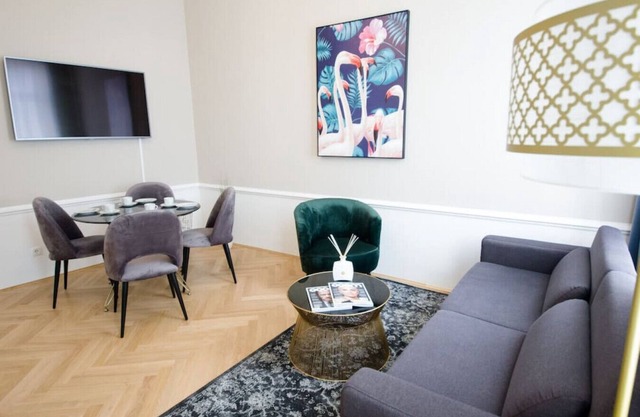 Two-Bedroom Apartment with Balcony - Urania