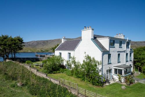 Two Harbours Guest House