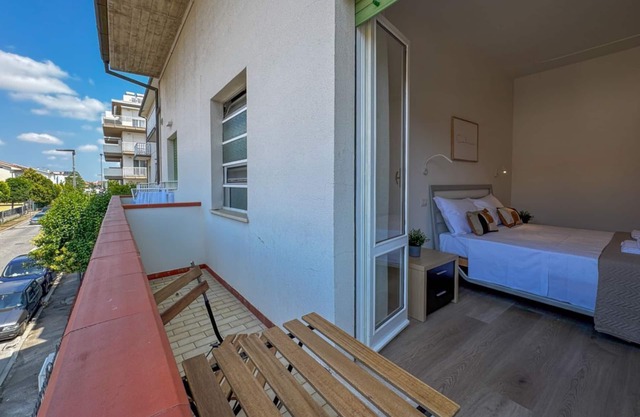 Two minutes from the sea, elegance & comfort