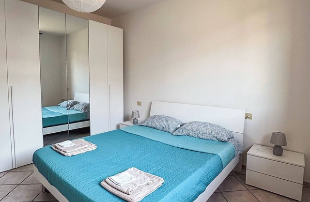 Two-rooms cozy flat close to the beach - pet friendly!