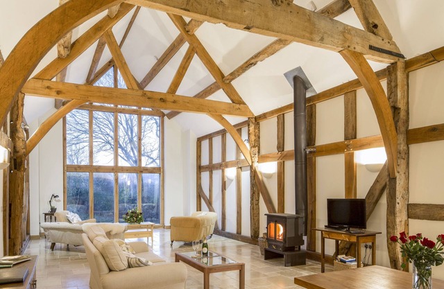 TY CAMLAD, romantic, luxury holiday cottage in Churchstoke