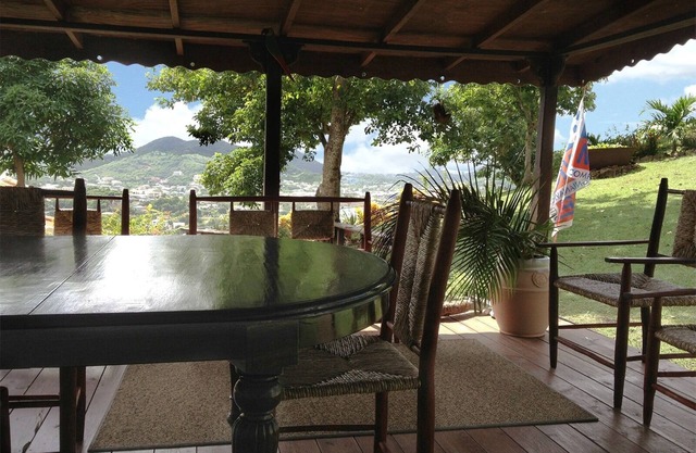 Typical Caribbean house with view - 2 double bedrooms