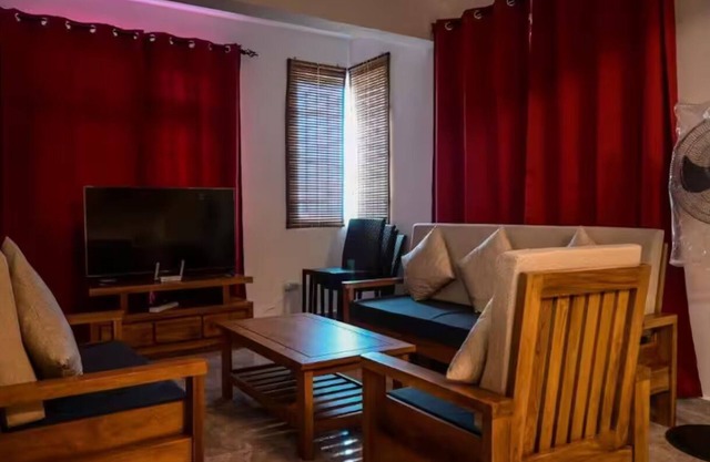 U & S Luxury Apartments Ltd 6