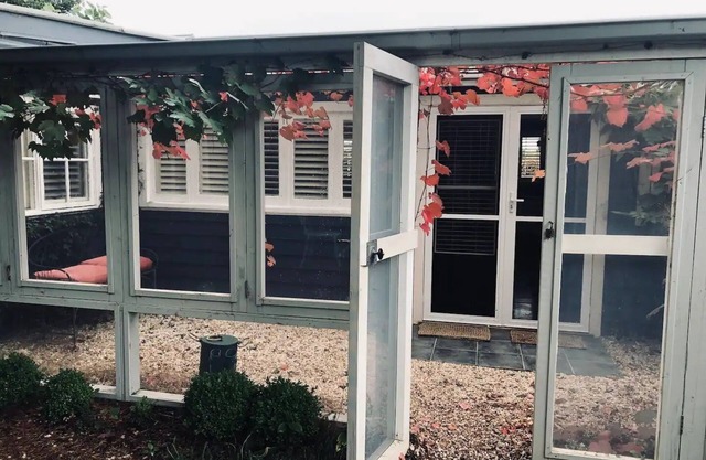 Uffington cottage ~ Daylesford ~sleeps up to 3n