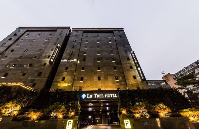 Uijeongbu La Tree Hotel