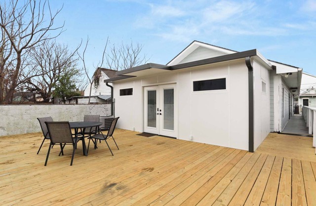 Unique 1BD 'Urban Cabin' close to French Quarter