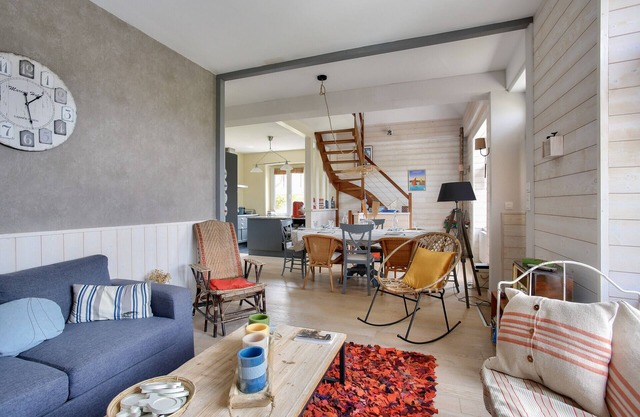 Unique house for 6 adults and 2 children