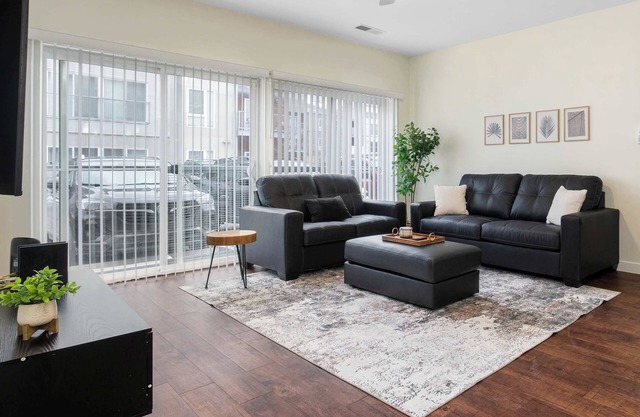 Updated luxury 1 Bedroom unit with a pool and hot