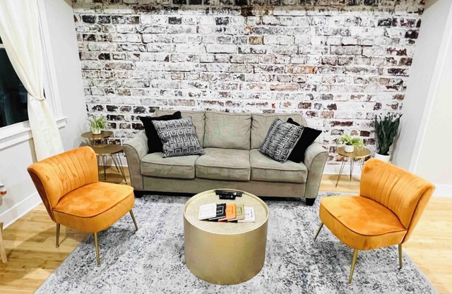 Upscale 4BDR Home @ Popular H Street Corridor+ Parking Free Cancellation