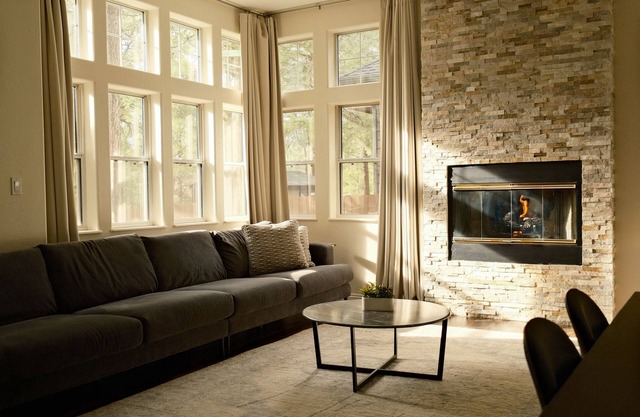 Upscale, Nature Views, Family Retreat for a great Mountain Getaway