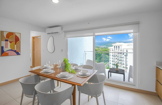 Upstay: Brand New 3BR Viva Jaco Condo w Epic Views