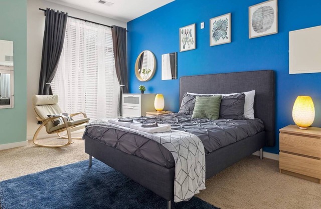 Uptown 1st Ward | Minutes to Epicentre | Gym-Pool