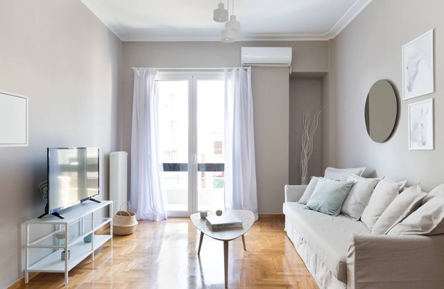 Urban Chic 1BD Apartment in Hilton district