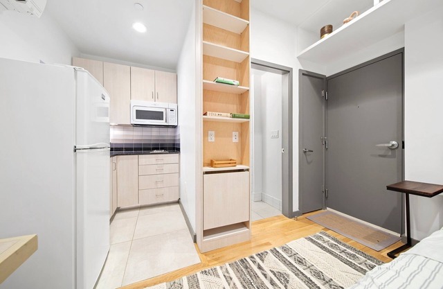 Urban Elegance Studio near State House