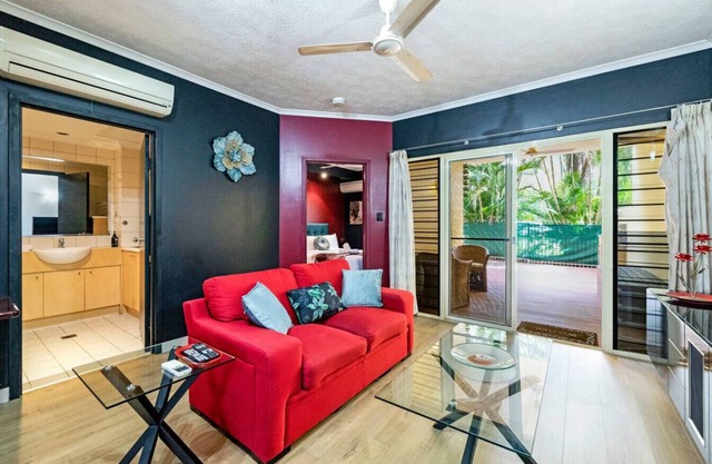 Urban Haven ~ Boutique 1BR Apt Near Parap Markets