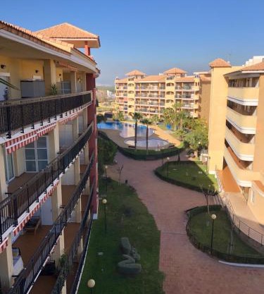 Urbanización Mar de Canet, 2 dormitorios con piscina comunitaria, garaje y wifi