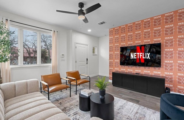 UT Austin Home w/Game Room! | Great for F1, ACL!
