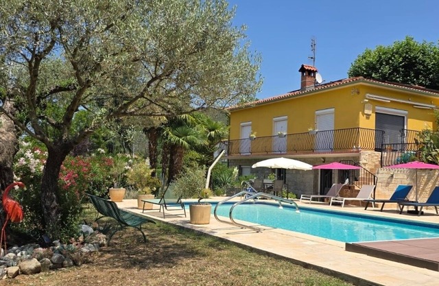 Vacances en Occitanie au Pied du Canigo