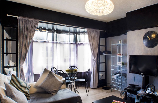 Vacate in Style near the Beach