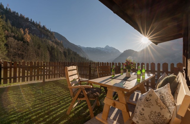Vacation apartment with mountain view, private sauna, 25 sqm terrace, pets welcome
