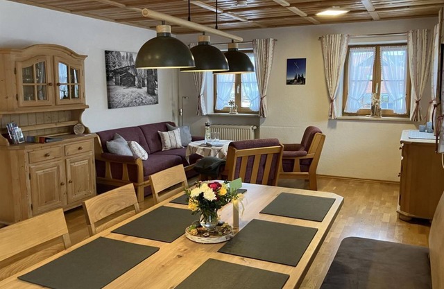 Vacation apartment Alpspitz, 2 bedrooms, bath/shower/WC - Kögel, vacation home