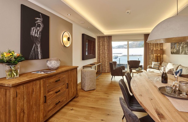 Vacation apartment/apartment for 4 guests with 85m² in Seefeld (59090)