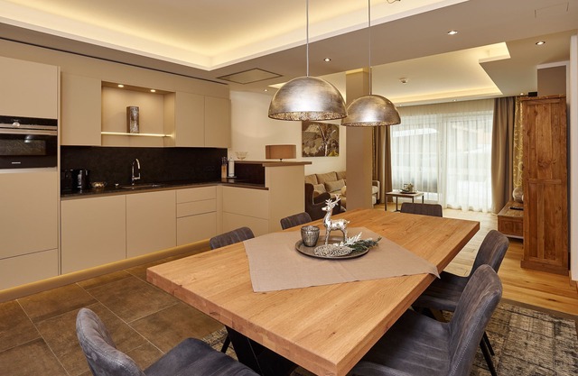 Vacation apartment/apartment for 6 guests with 110m² in Seefeld (59093)