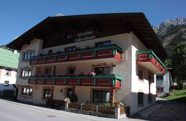 Vacation apartment 4 persons 8 - House Hahnenkamm