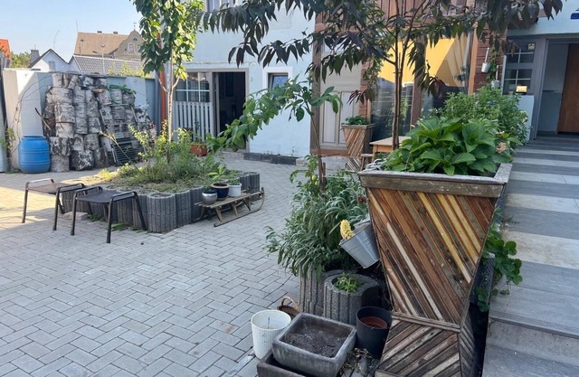 Vacation apartment/apartment for 7 guests with 100m² in Lauchhammer (242580)