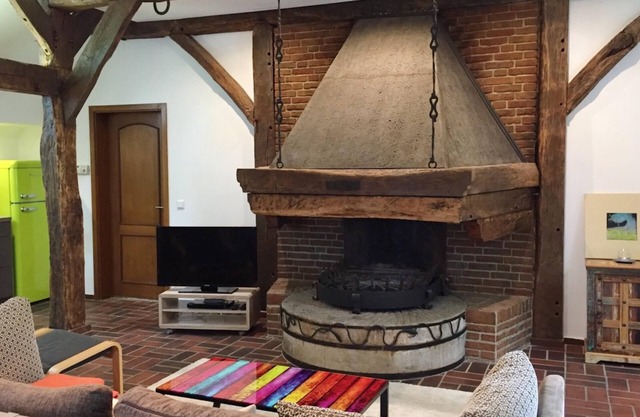 Vacation apartment "Kaminzimmer" in the 2-stall country house in the Rhodo garden.