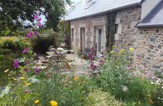 Vacation home in the Breton countryside, only 30 minutes from the sea!