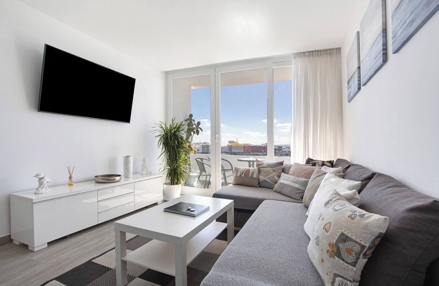 Vacation Home "Helieta" with Mountain View, Private Terrace & Wi-Fi
