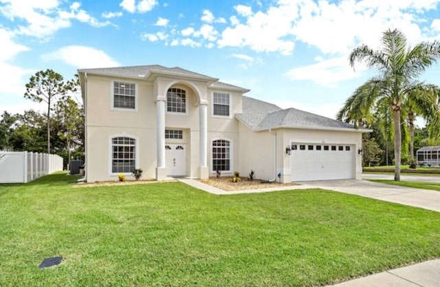 Vacation Home 6.7 Miles from Disney~Golf Community~Large Villa w/private pooln
