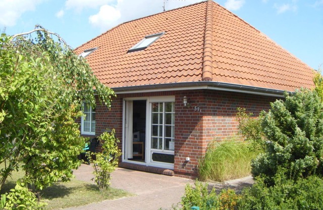 Vacation home, 85m2, 2 bathrooms, family-friendly, free of charge. Beach chair, P at the house, WLAN