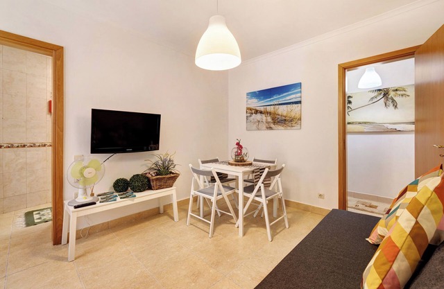 Vacation Home 'Casa Canopa' in Historical Area with Wi-Fi