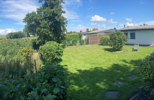 Vacation home fresh breeze directly on the North Sea dike