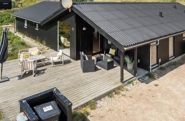 Vacation home "Maruan" - from the sea in Western Jutland in Hvide Sande - 8 persons, 4 bedrooms