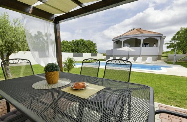 Vacation home Stipe by Interhome