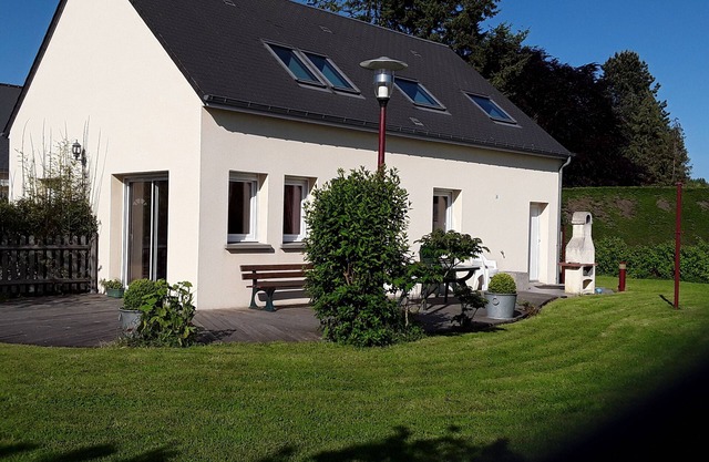 Vacation home with garden, 200m from the sea1