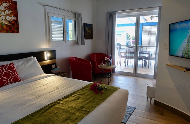 Vacation Rental in Turks & Caicos, a short walk to Long Bay Beach