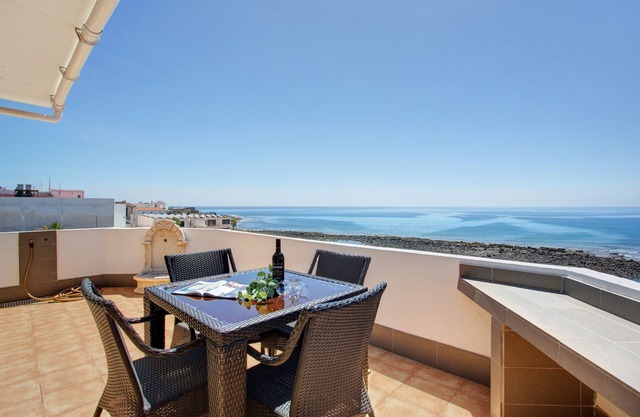 Vacation Studio 'Lujo Costero En Fuerteventura' with Private Terrace and Wi-Fi