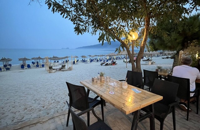 Vacation Villa in Golden beach close to the sea