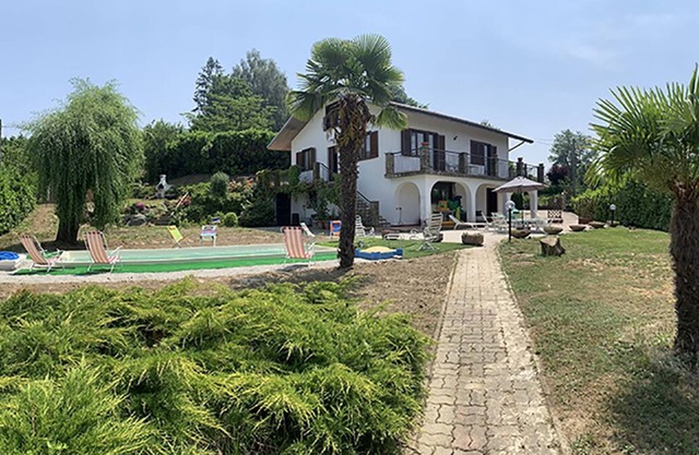 "Valentina's house" with swimming pool
