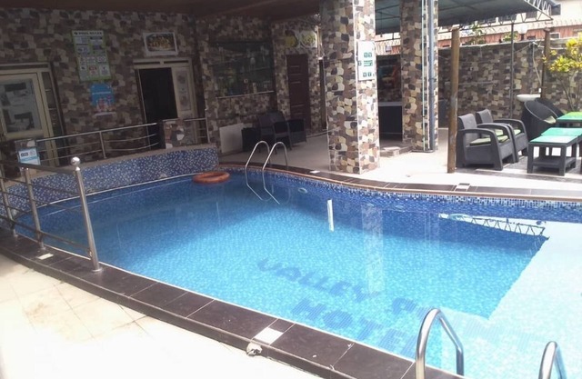 Valley Point Hotel and Suites
