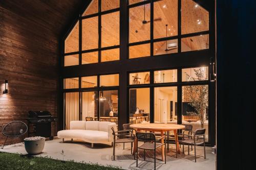VDL Pine Haus