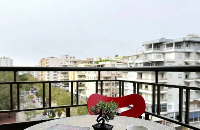 Veaa Vacation Apartment Durres Sea - Durres Beach House - Walk to the Sea